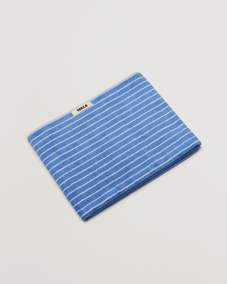 Mies | Tekstiilit | Tekla | TeklaOrganic Terry Bath TowelClear Blue Stripes