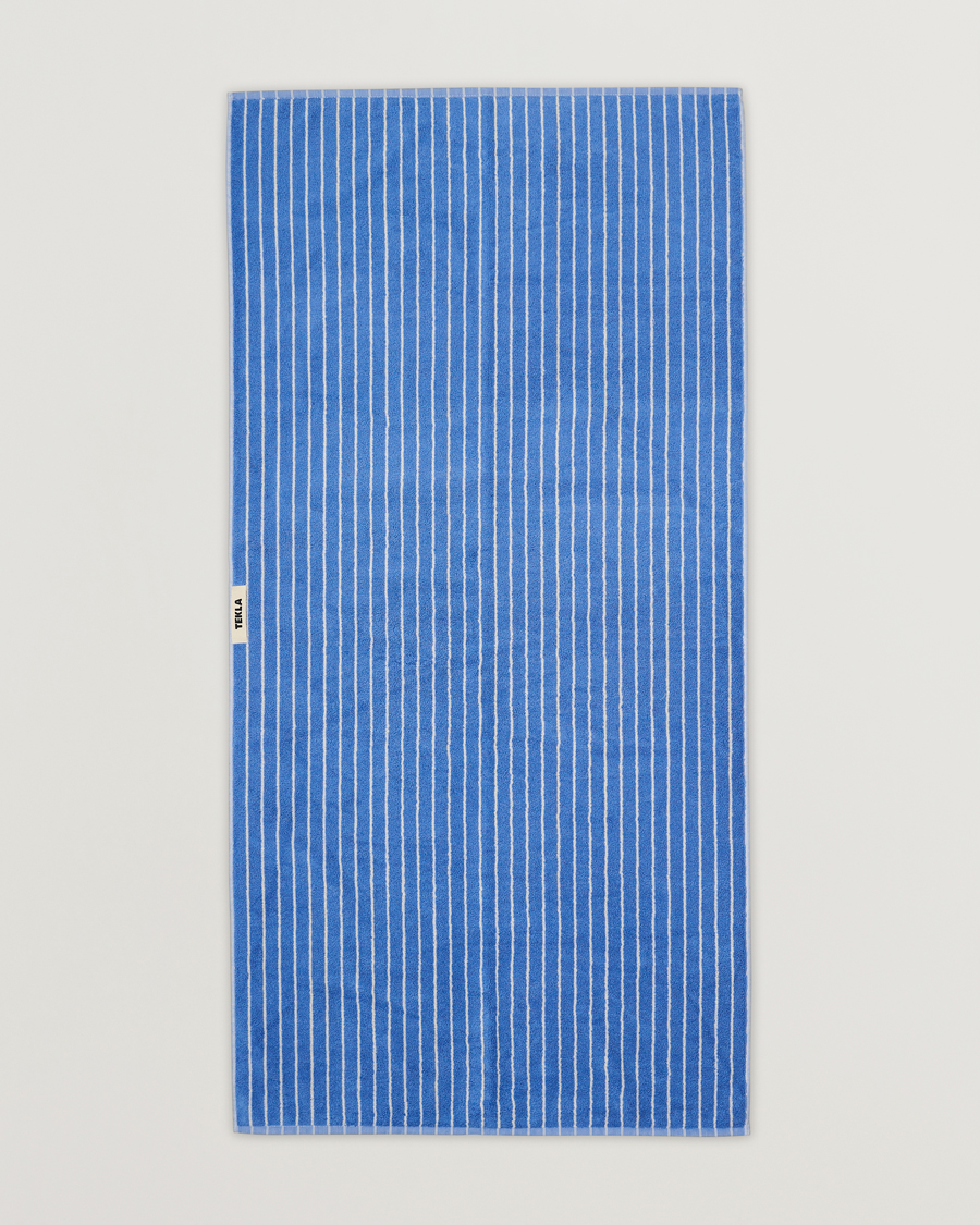 Mies | Parhaat lahjavinkkimme | Tekla | Organic Terry Bath Towel Clear Blue Stripes