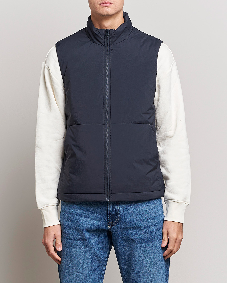 Mies | Takit | NN07 | Verve Primaloft Vest Navy
