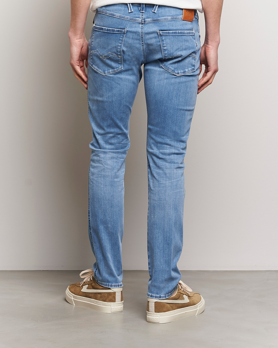 Mies | Farkut | Replay | Anbass Hyperflex Re-Used Jeans Light Blue