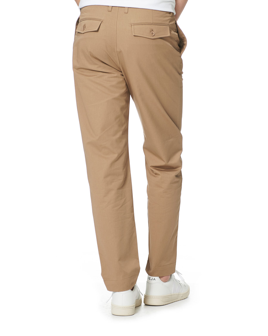 Mies | Housut | Filippa K | Flynn Cotton Chino Dark Khaki