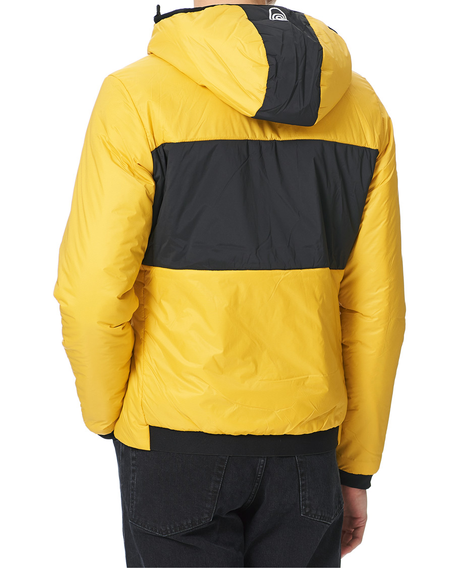 Mies | Takit | Sail Racing | Glacier Primaloft Hood Jacket Merigold