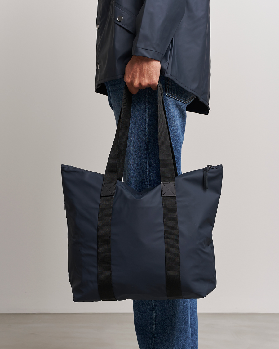 Mies | RAINS Tote Bag Rush Navy | RAINS | Tote Bag Rush Navy