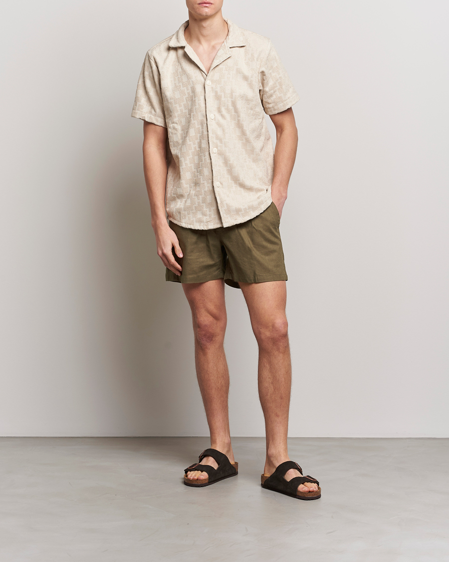 Mies | Shortsit | OAS | Linen Shorts Army