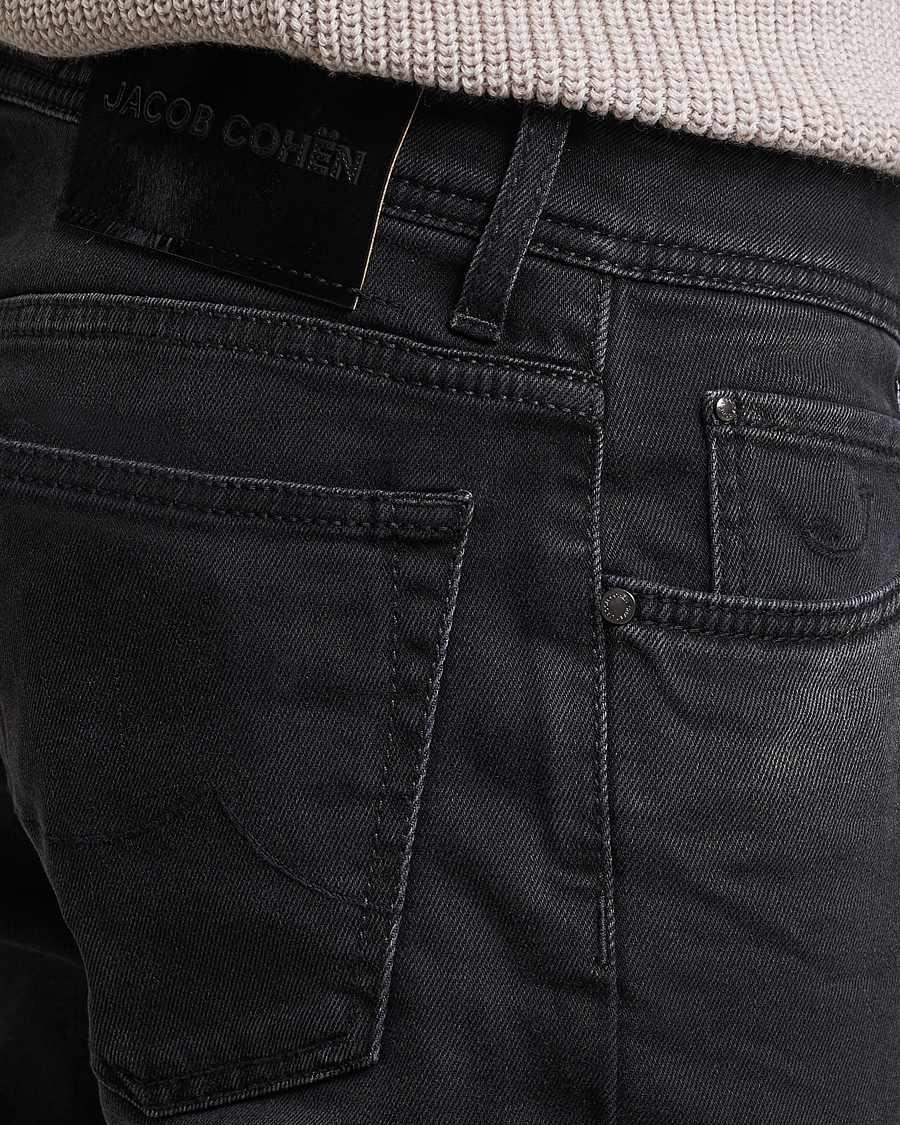 Mies | Farkut | Jacob Cohën | Nick 622 Slim Fit Stretch Jeans Black Dark Stone