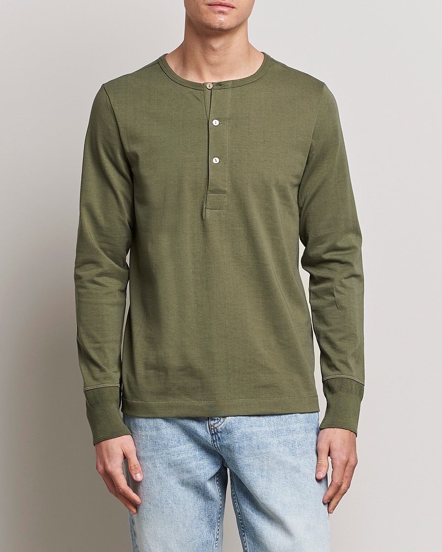 Mies | Pitkähihaiset t-paidat | Merz b. Schwanen | Classic Organic Cotton Henley Sweater Army