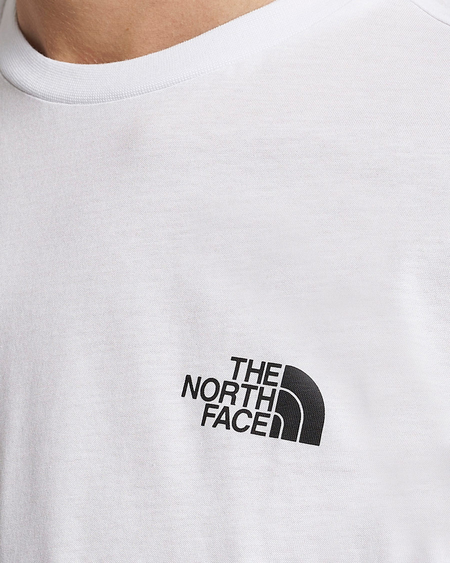 Mies | T-paidat | The North Face | Simple Dome T-Shirt White