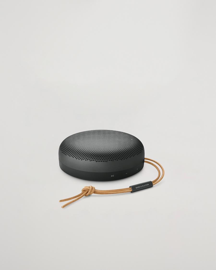 Mies | Bang & Olufsen Beosound A1 2nd Gen Waterproof Speaker Black Anthracite | Bang & Olufsen | Beosound A1 2nd Gen Waterproof Speaker Black Anthracite