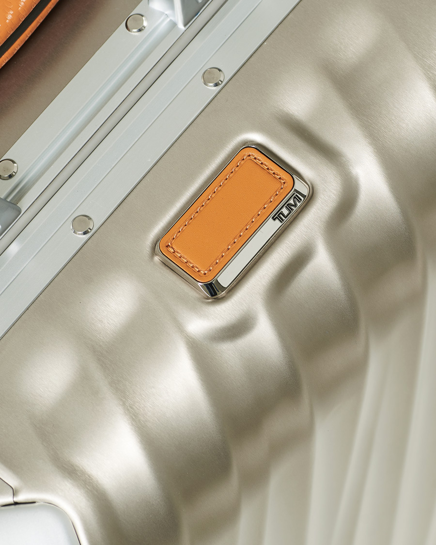 Mies | TUMI International Carry-on TitaniumTrolley Titanium | TUMI | International Carry-on TitaniumTrolley Titanium