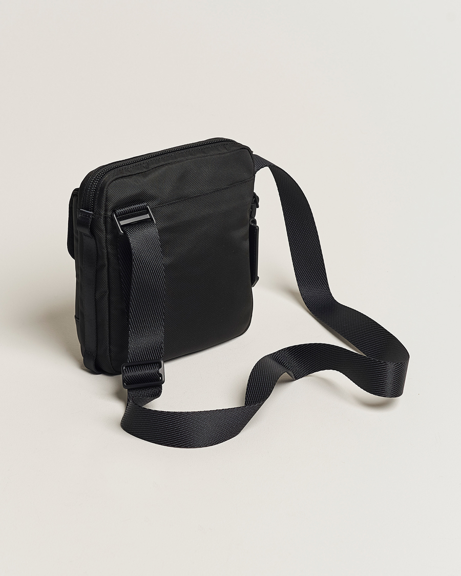 Mies | TUMI Alpha Bravo Junior Crossbody Black | TUMI | Alpha Bravo Junior Crossbody Black