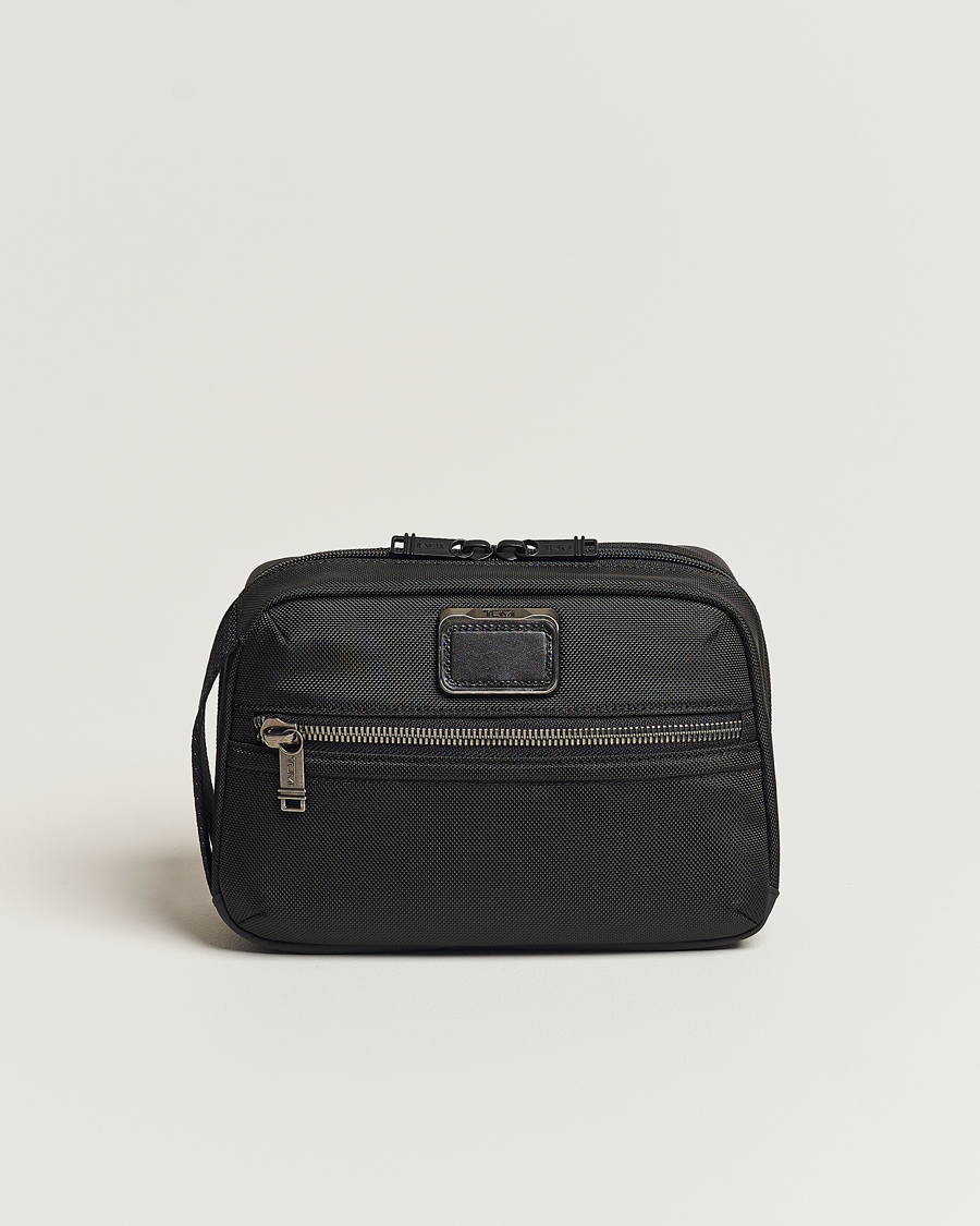 Mies | Laukut | TUMI | Alpha Bravo Response Travel Kit Black