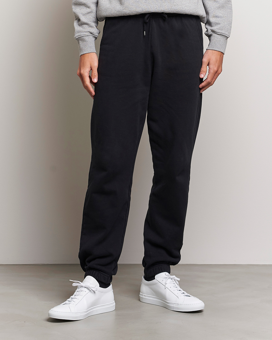 Mies | Ekologinen | Colorful Standard | Classic Organic Sweatpants Deep Black