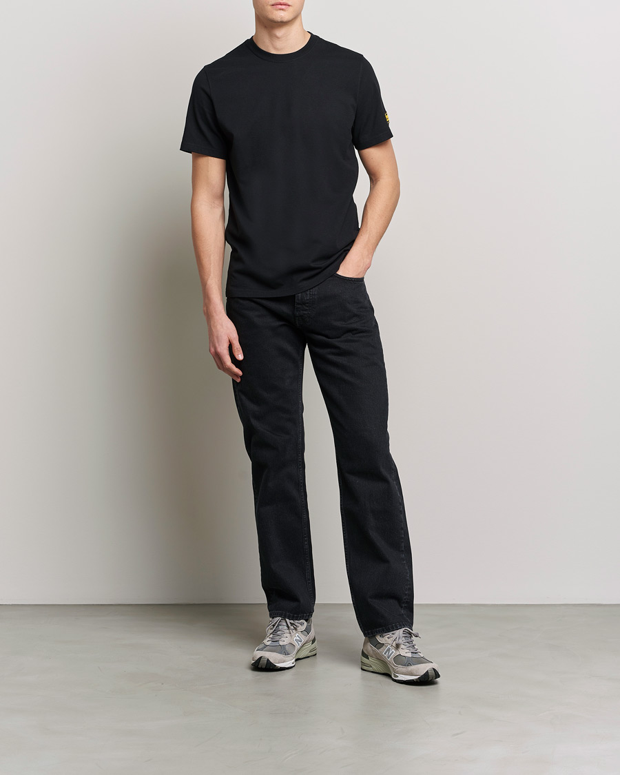 Mies | T-paidat | Barbour International | Devise Crew Neck T-Shirt Black