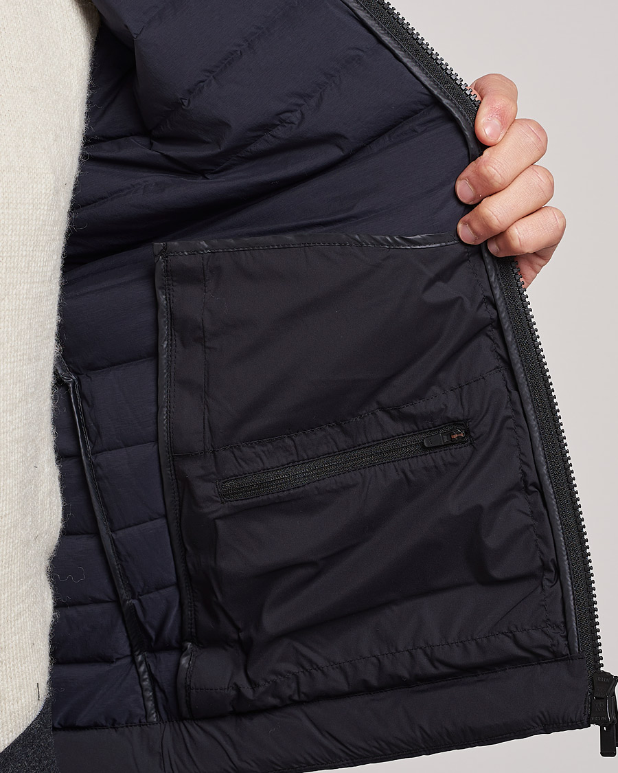 Mies | Ulkoliivit | UBR | Super Sonic Vest Navy