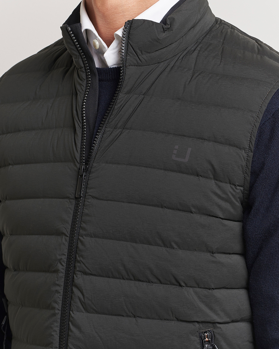 Mies | Ulkoliivit | UBR | Super Sonic Vest Night Olive