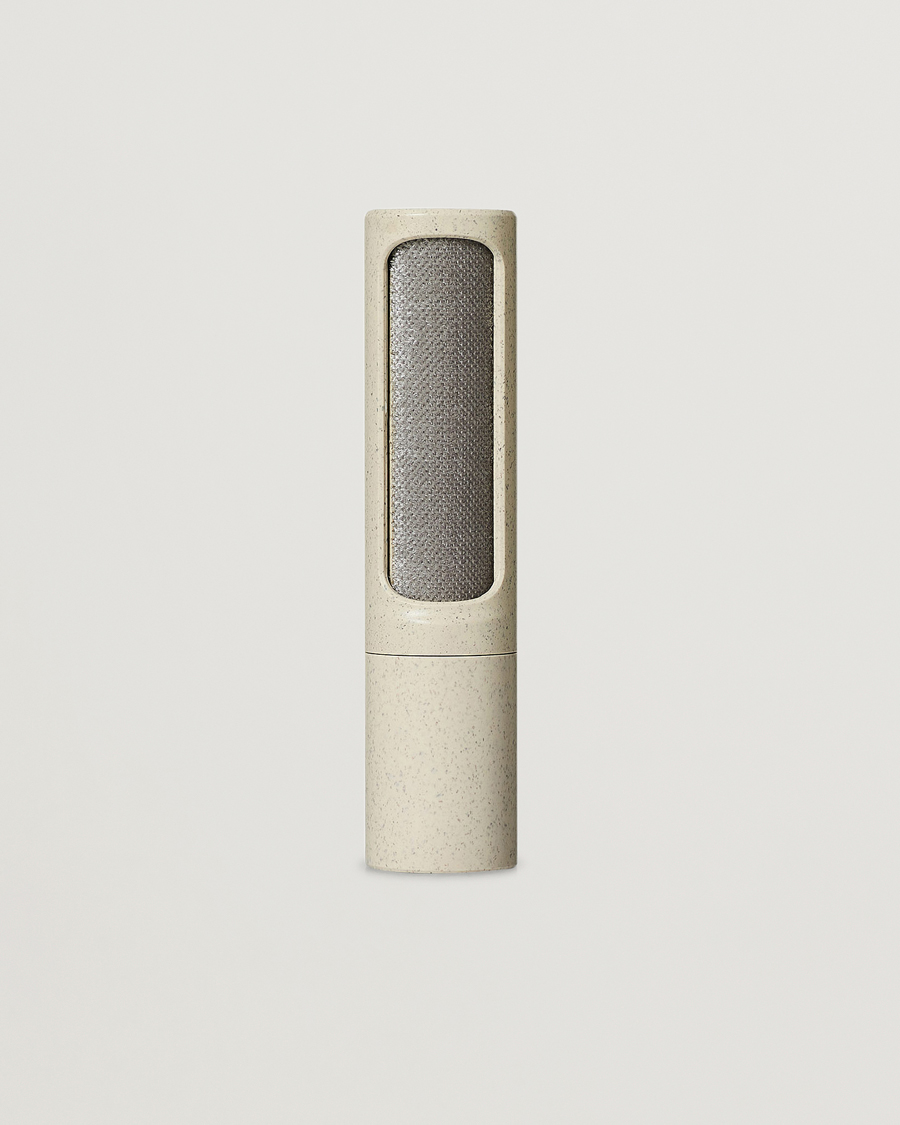 Mies | Lifestyle | Steamery | Lint Brush Beige