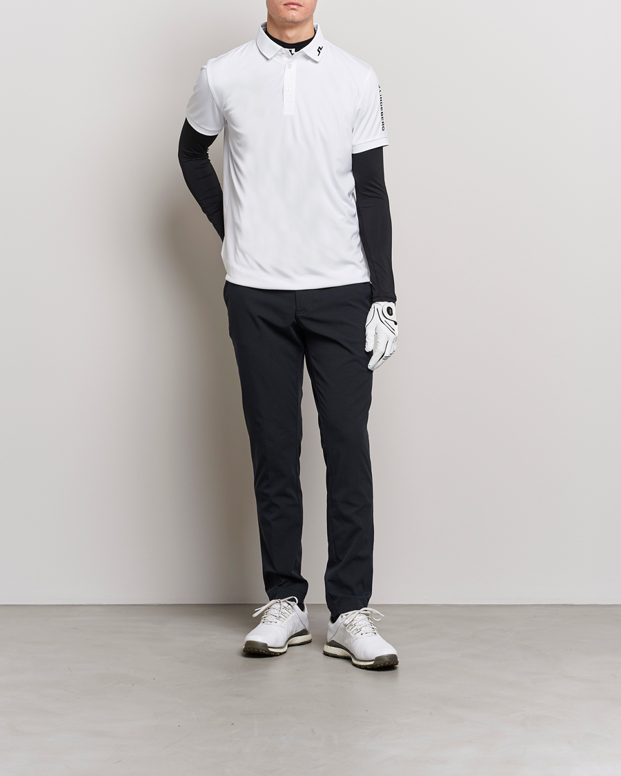 Mies | Uutuudet | J.Lindeberg | Regular Fit Tour Tech Stretch Polo White