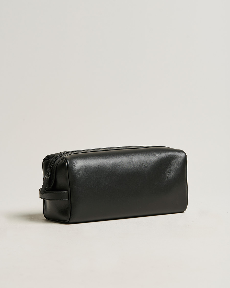 Mies | Toilettilaukut | Common Projects | Nappa Leather Toiletry Bag Black