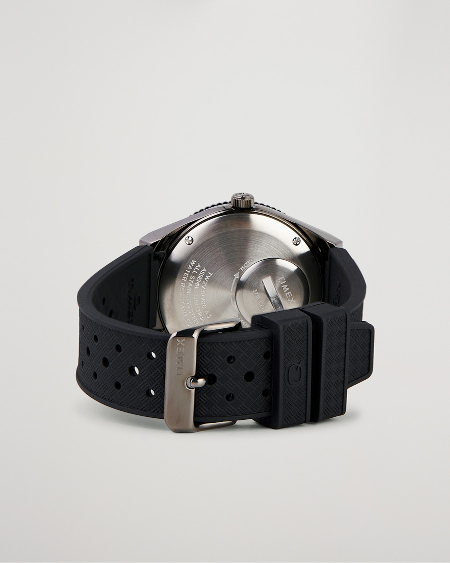 Mies | Timex Q Diver GMT 38mm Rubber Strap Black/Grey | Timex | Q Diver GMT 38mm Rubber Strap Black/Grey