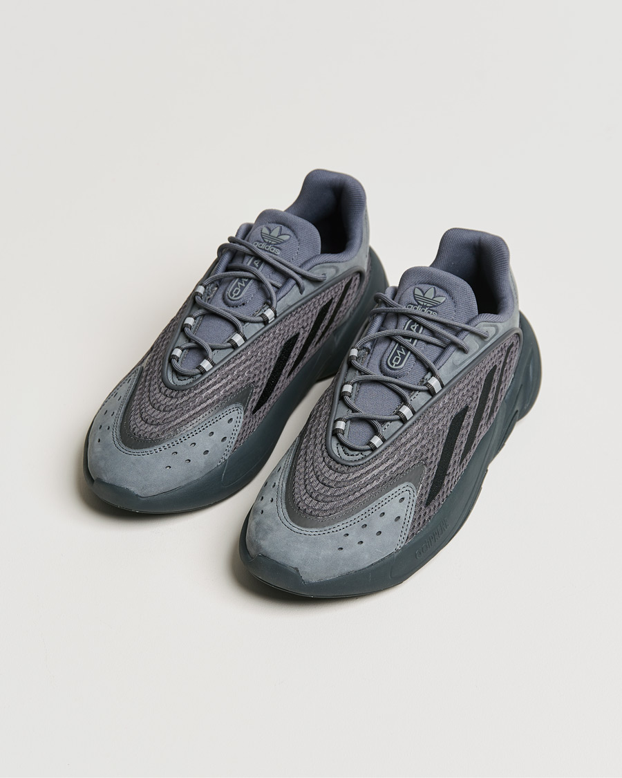 Mies | adidas Originals Ozelia Sneaker Dark Grey | adidas Originals | Ozelia Sneaker Dark Grey