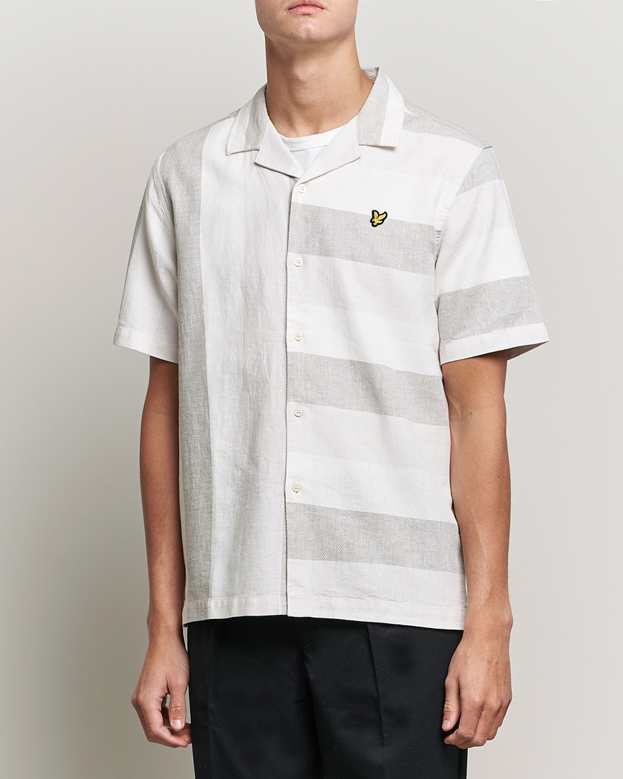 Mies | Kauluspaidat | Lyle & Scott | Artisinal Resort Short Sleeve Shirt Off White