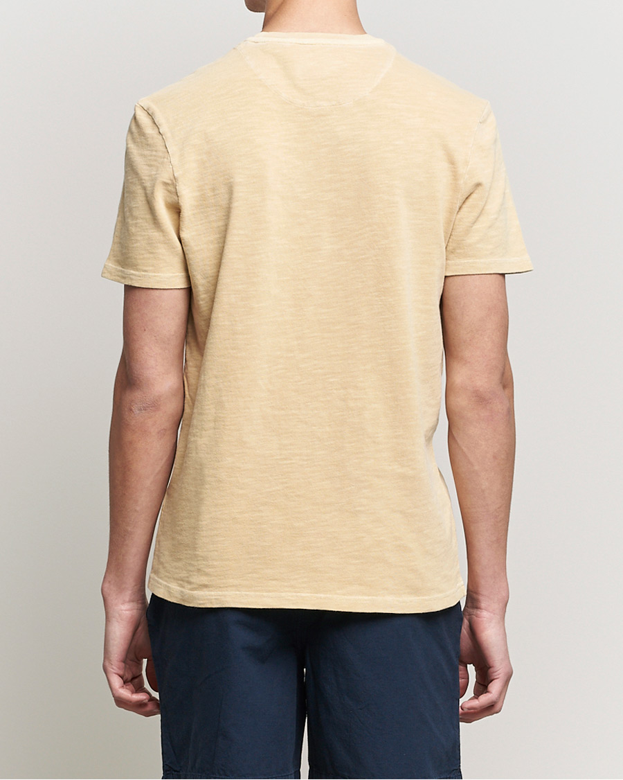Mies | T-paidat | Lyle & Scott | Cotton Slub T-shirt Gold Haze