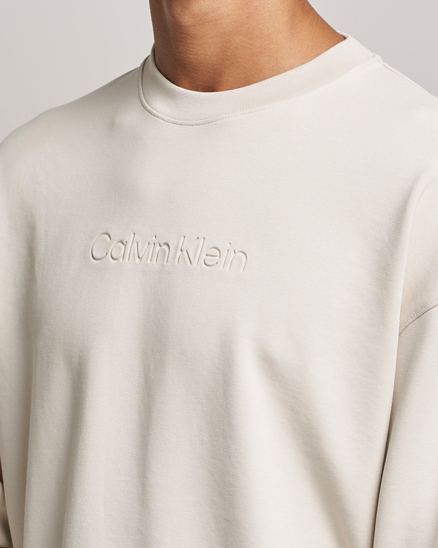 Mies | Puserot | Calvin Klein | Debossed Logo Crew Neck Sweatshirt Stony Beige