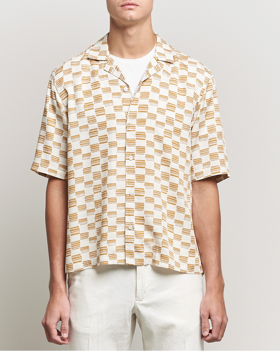 Mies | Kauluspaidat | BOSS BLACK | BOSS Lars Printed Resort Collar Short Sleeve Shirt Open Beige