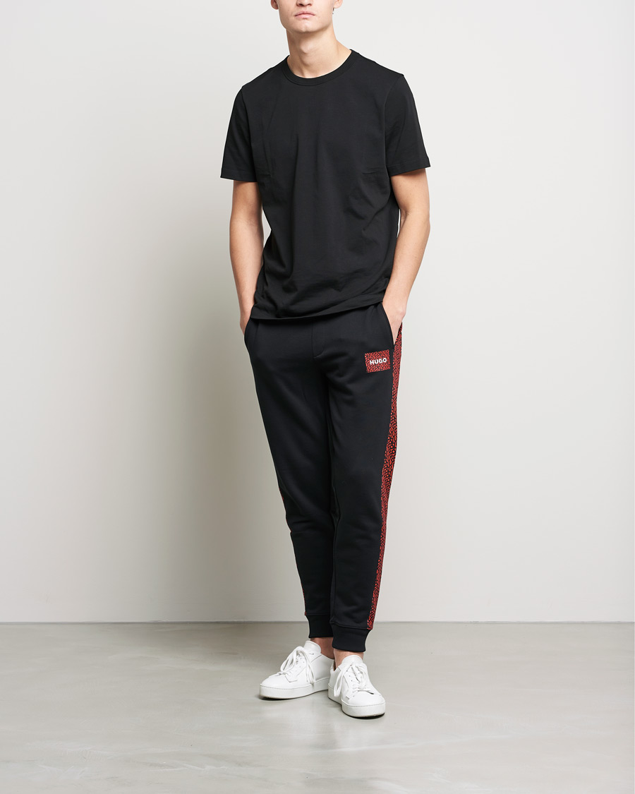 Mies | Rennot housut | HUGO | Dacino Logo Sweatpants Black