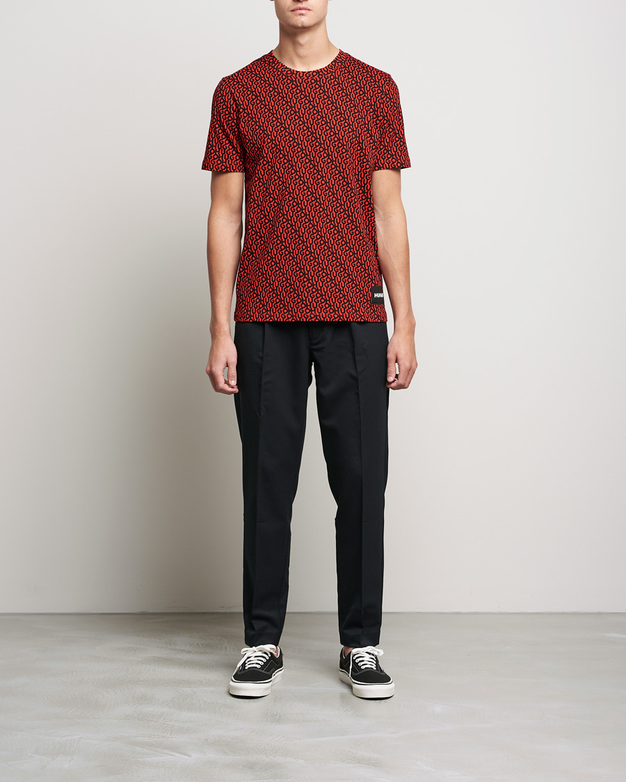 Mies | T-paidat | HUGO | Dorton Monogram Print Crew Neck Tee Red