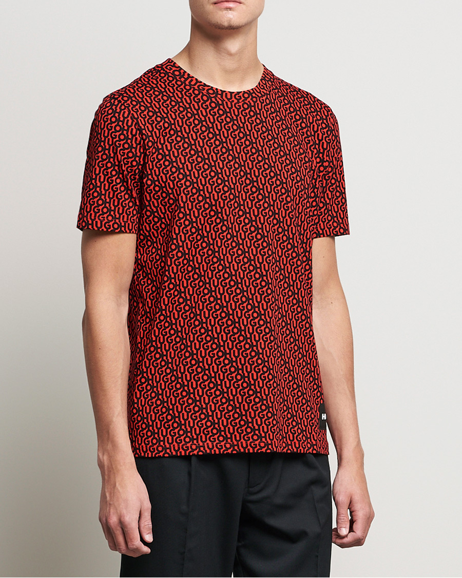 Mies | T-paidat | HUGO | Dorton Monogram Print Crew Neck Tee Red