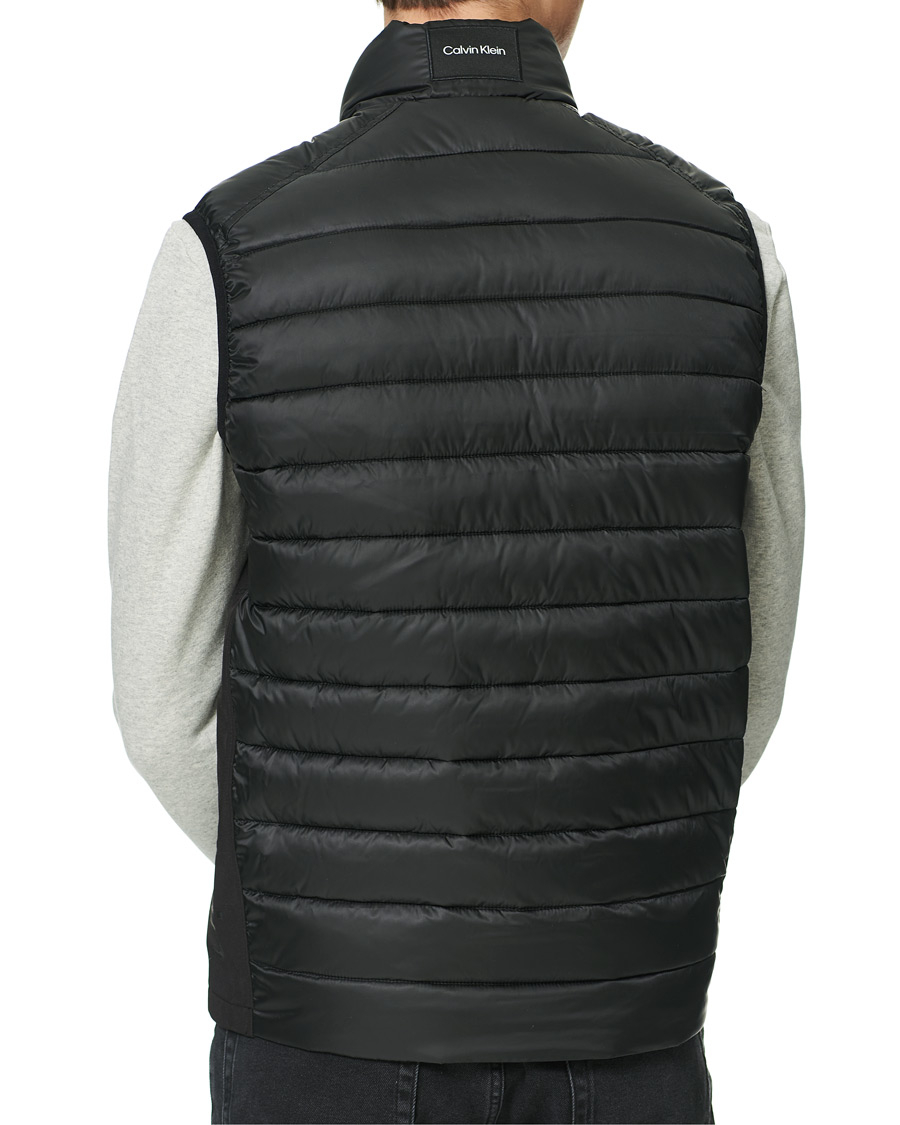 Mies | Takit | Calvin Klein | Recycled Side Logo Down Vest Black