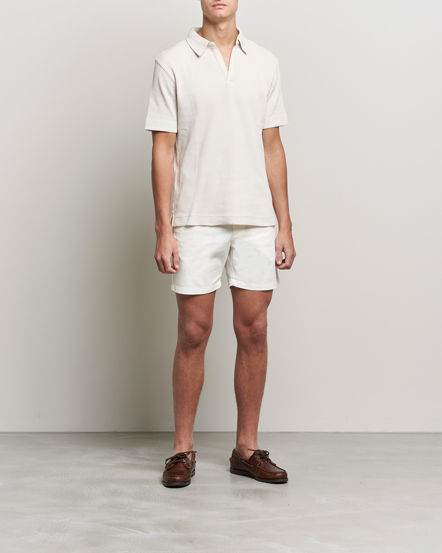 Mies |  | Tiger of Sweden | Caid Shorts White Smoke