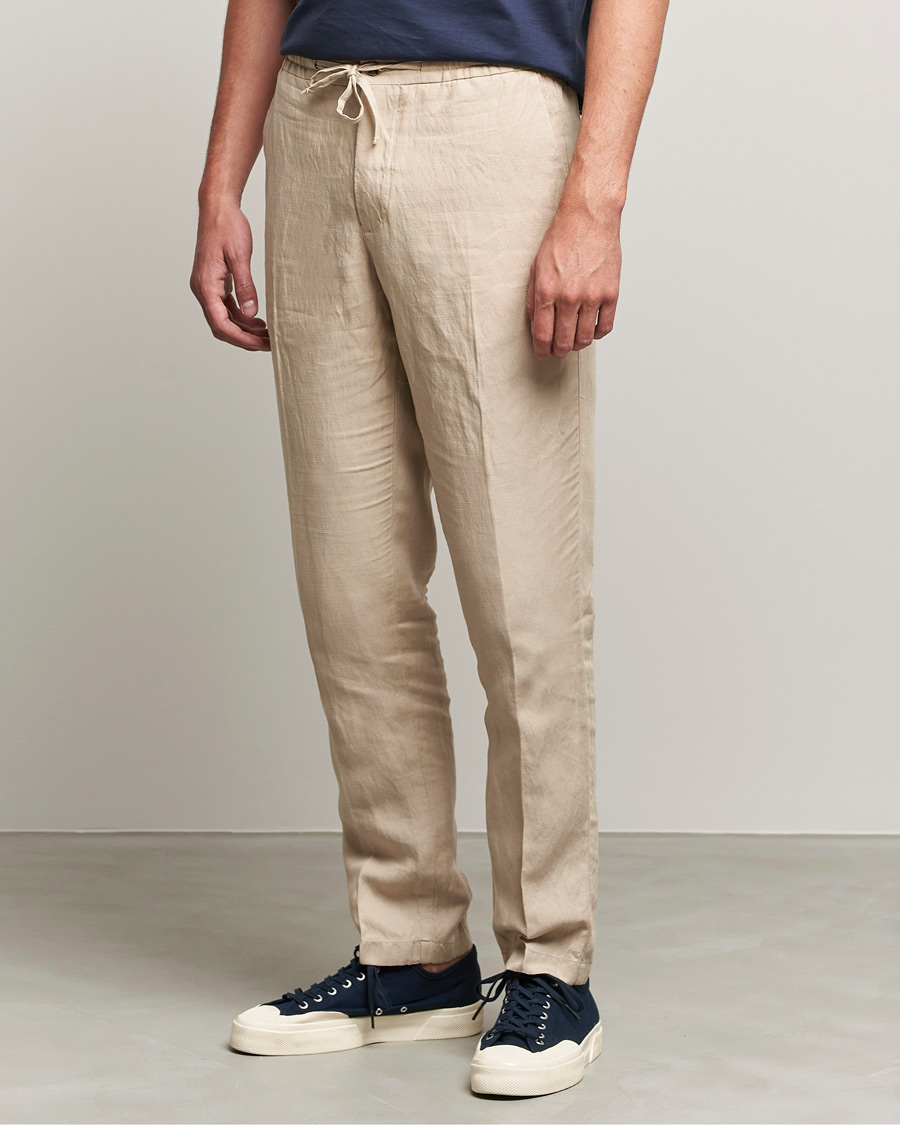 Mies | Housut | J.Lindeberg | Sasha Drape Linen Drawstring Trousers Safari Beige