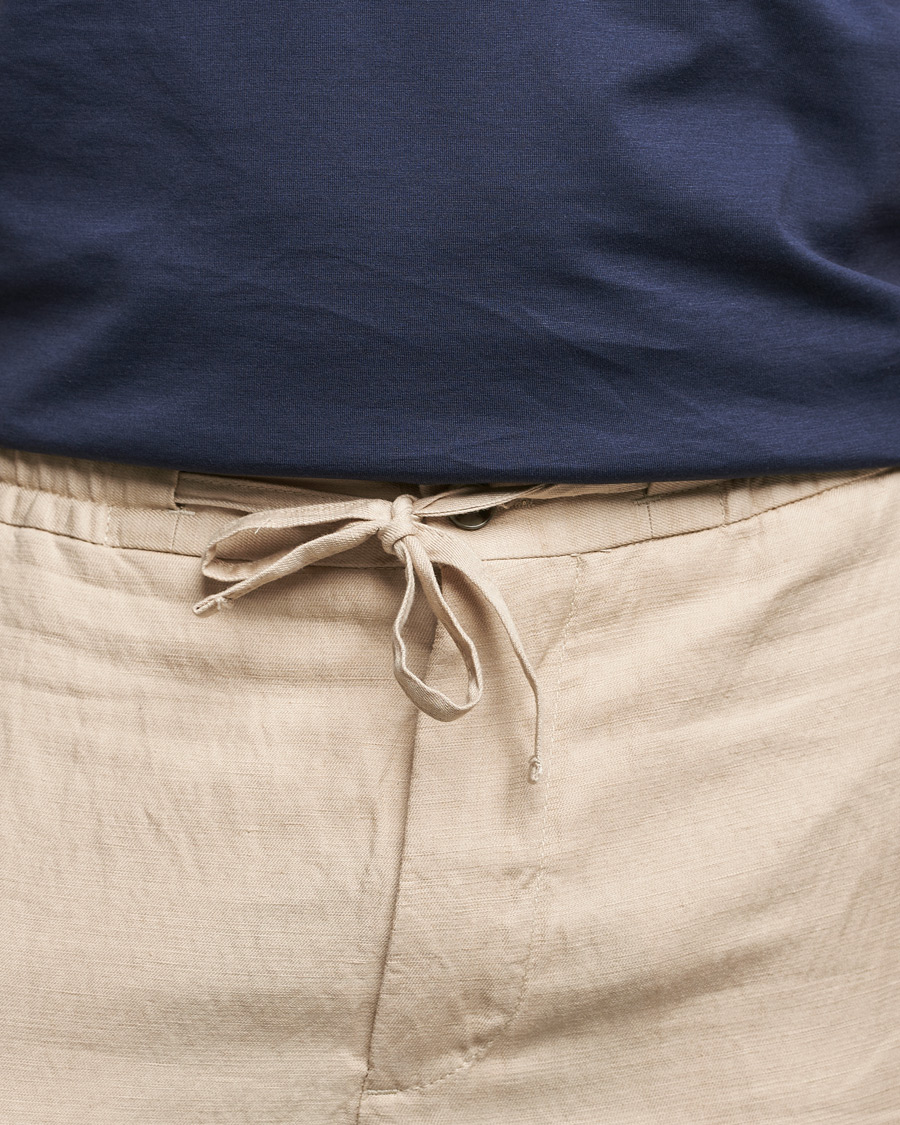 Mies | Housut | J.Lindeberg | Sasha Drape Linen Drawstring Trousers Safari Beige