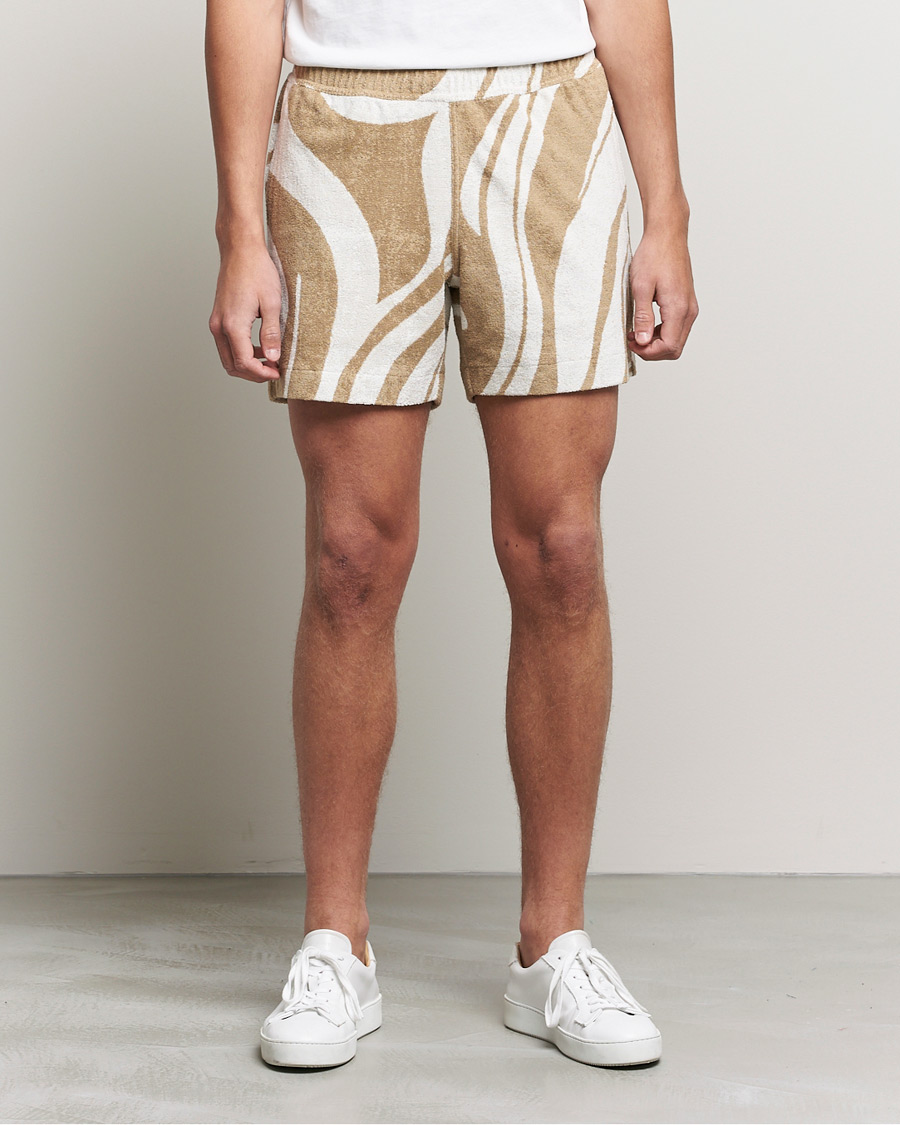 Mies | Shortsit | J.Lindeberg | Bolt Toweling Jacquard Shorts Safari Beige