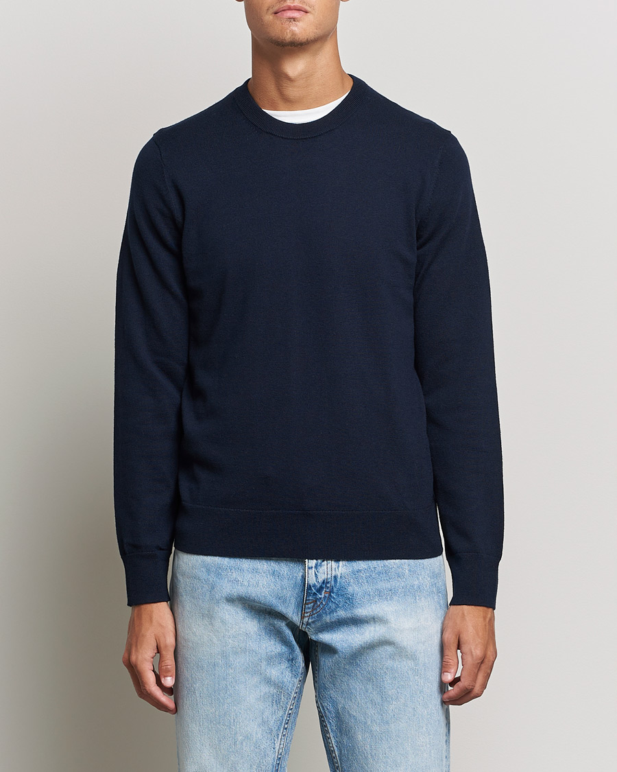Mies | O-aukkoiset neulepuserot | Filippa K | Cotton Merino Basic Sweater Navy