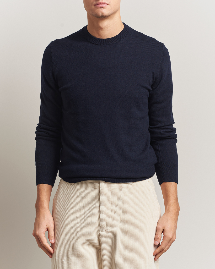 Mies | Puserot | Filippa K | Cotton Merino Basic Sweater Navy