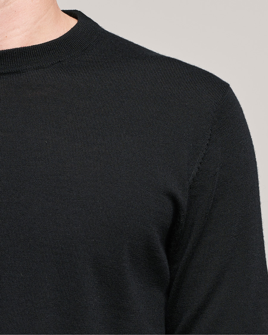 Mies | Puserot | Filippa K | Merino Round Neck Sweater Black