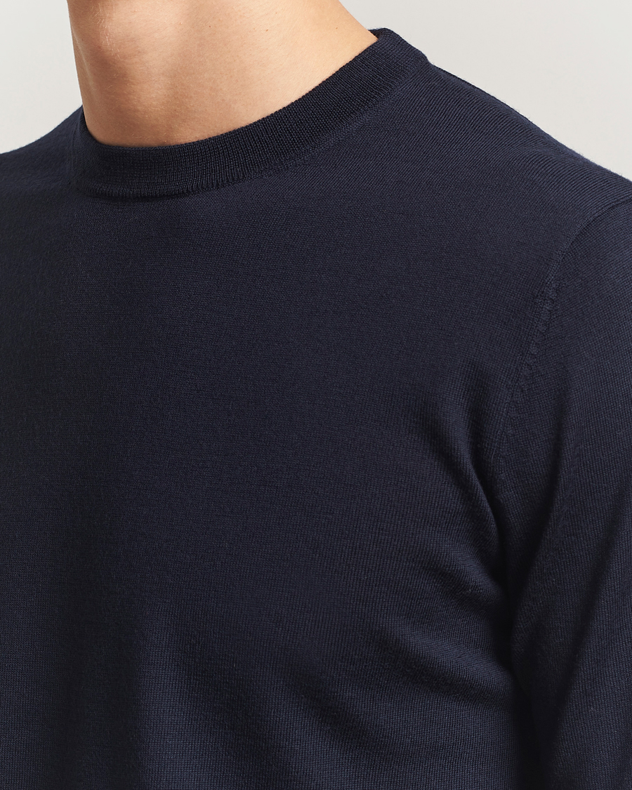 Mies | Puserot | Filippa K | Merino Round Neck Sweater Navy