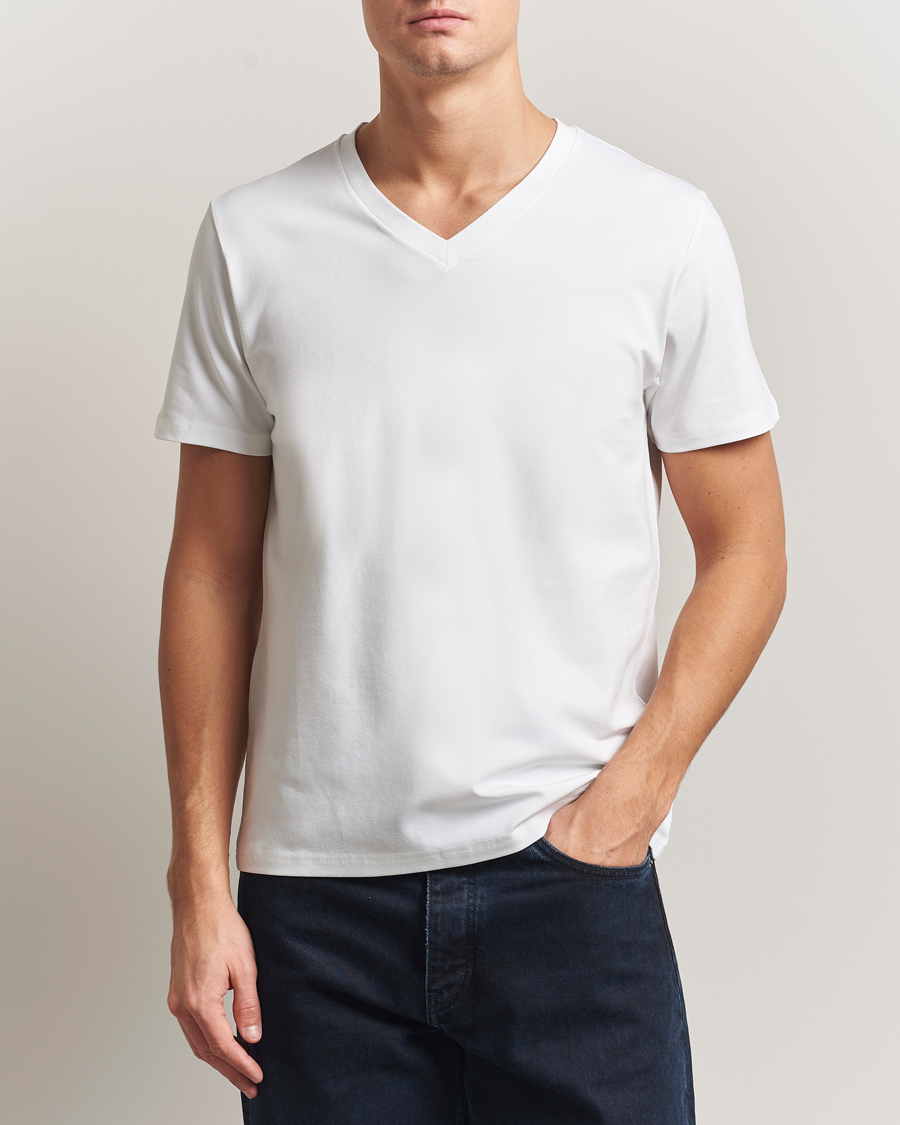 Mies | T-paidat | Filippa K | Soft Lycra V-Neck Tee White