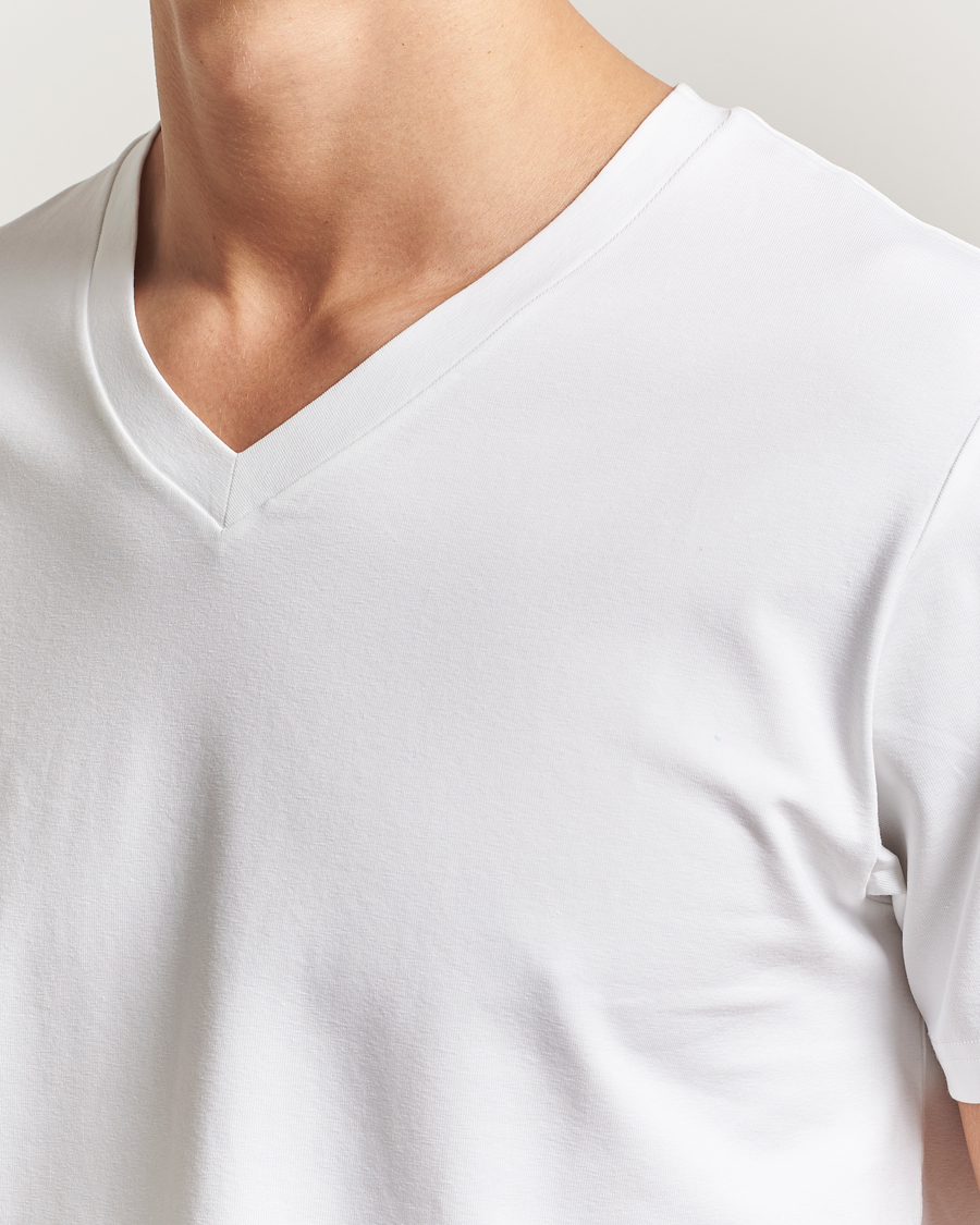 Mies | T-paidat | Filippa K | Soft Lycra V-Neck Tee White
