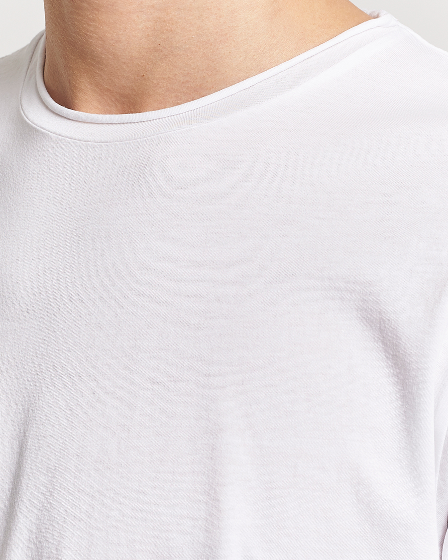 Mies | T-paidat | Filippa K | Roll Neck Crew Neck Tee White