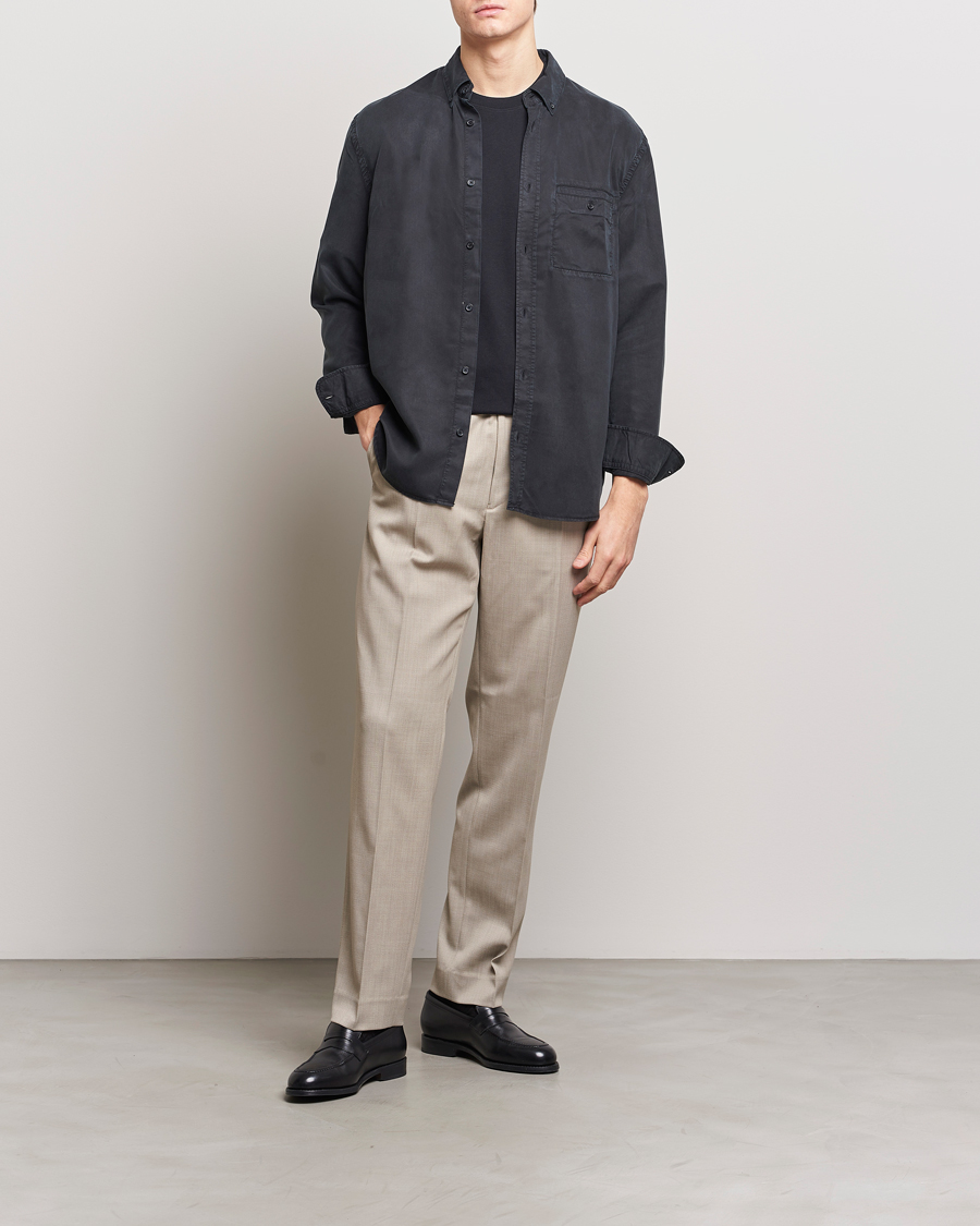 Mies | Kauluspaidat | Filippa K | Zachary Tencel Shirt Almost Black