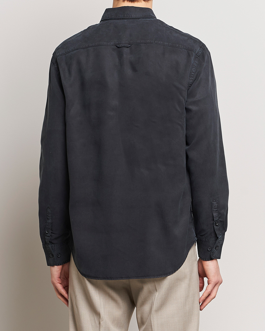 Mies | Kauluspaidat | Filippa K | Zachary Tencel Shirt Almost Black