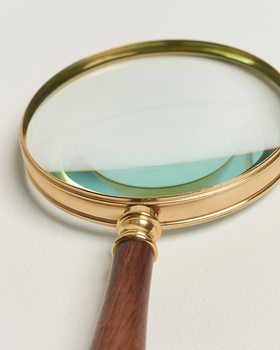Mies | Koristeet | Authentic Models | Magnifying Glass