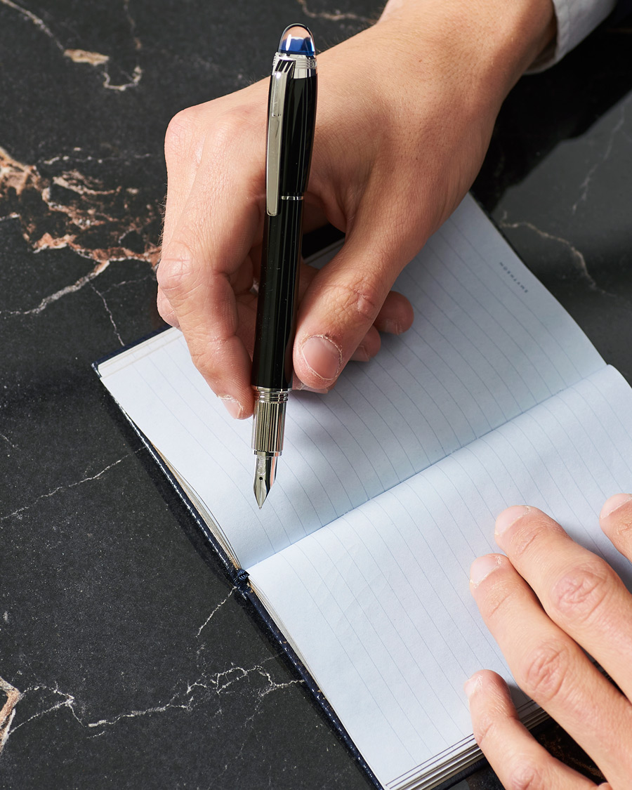 Mies | Kynät | Montblanc | Starwalker Resin M Fountain Pen Black