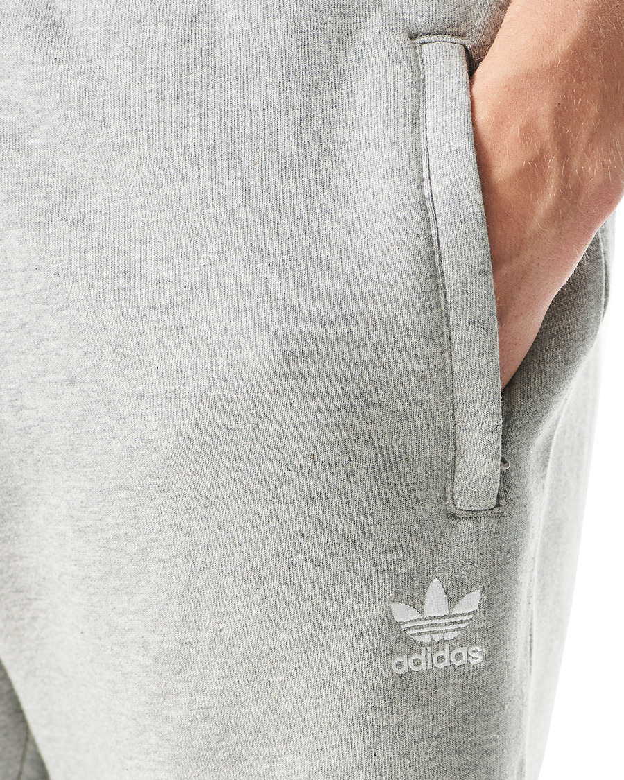 Mies | Shortsit | adidas Originals | Essential Shorts Grey Melange