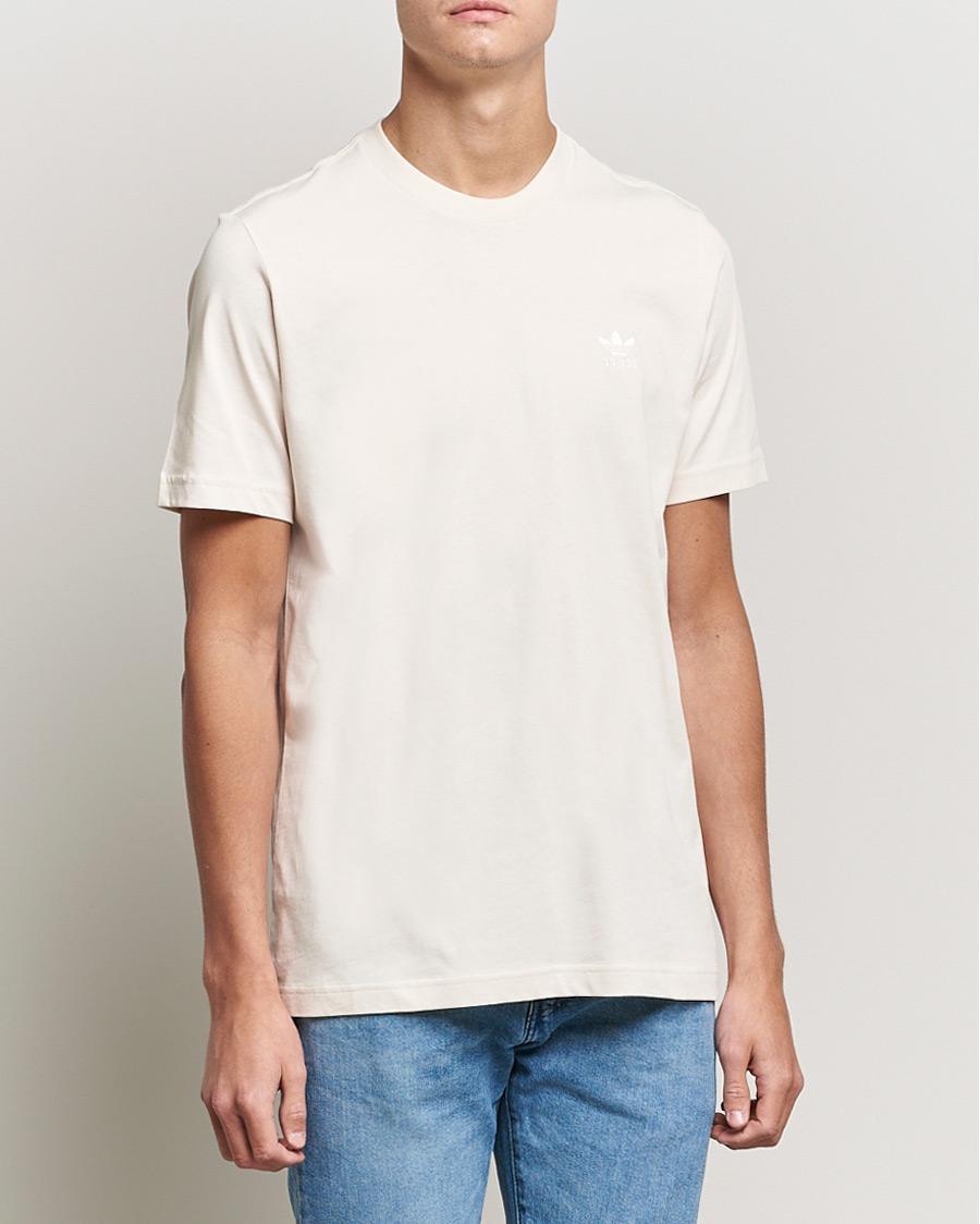 Mies | T-paidat | adidas Originals | Essential Tee Won White
