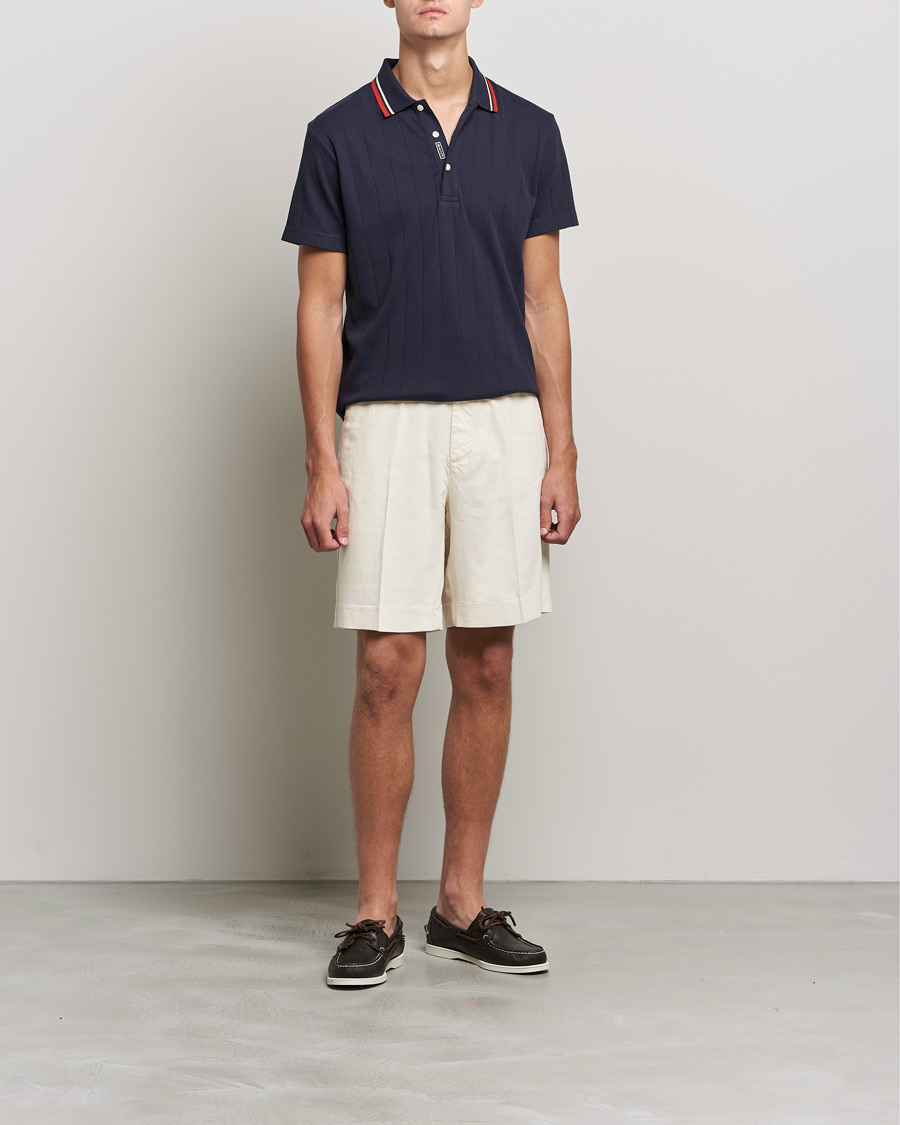Mies | Alennusmyynti vaatteet | GANT | Tailored Volume Shorts Caulk White